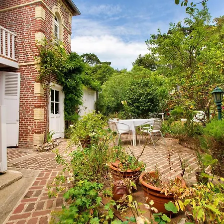 Bed & Breakfast Les Soliers 3*